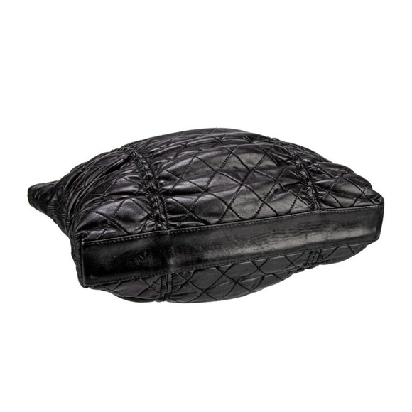 Beautiful authentic Chanel Tote Bag! - Picture 3 of 5